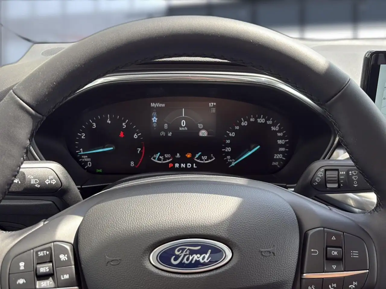 Ford Focus 13
