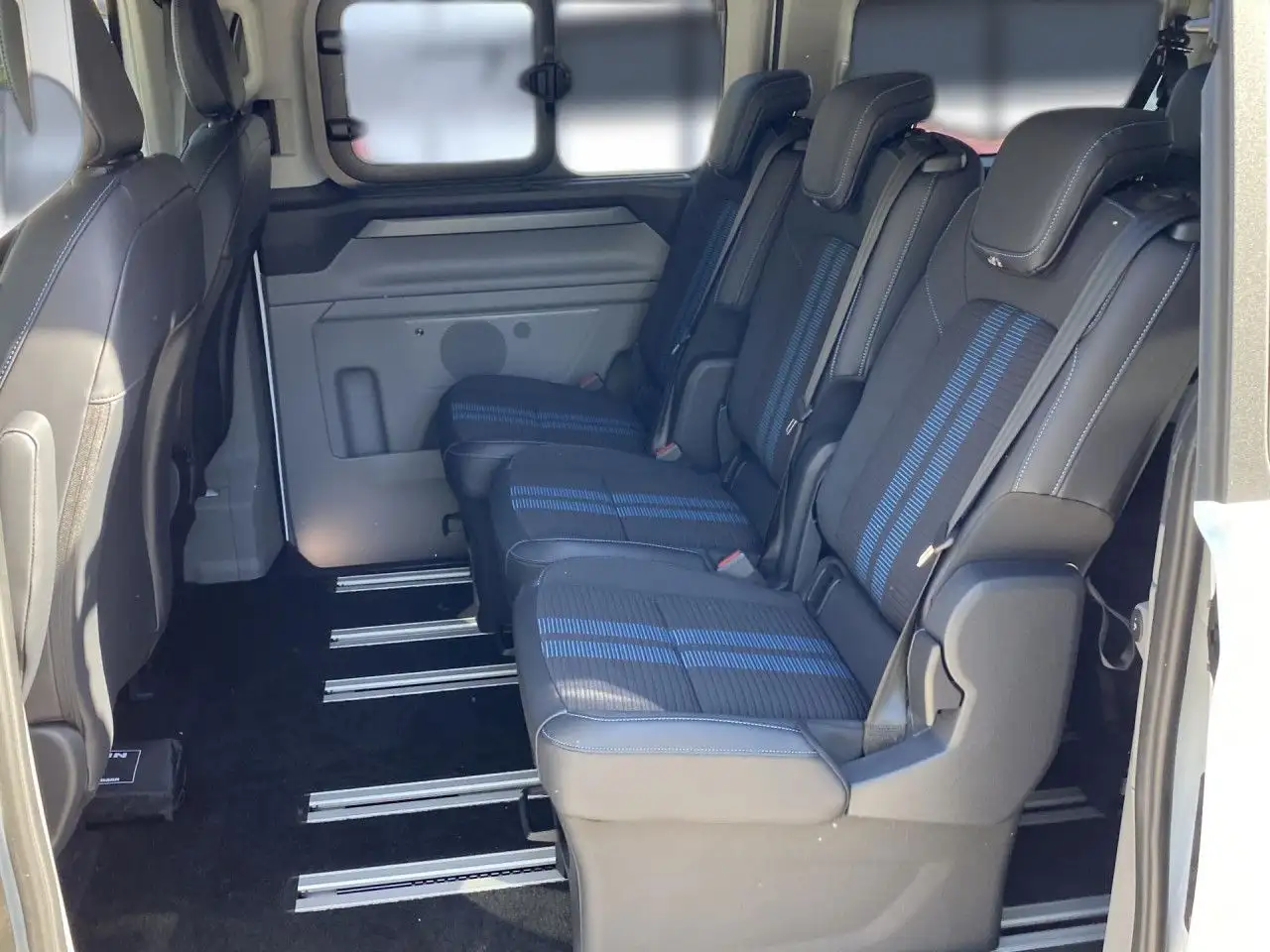 Ford Tourneo 15