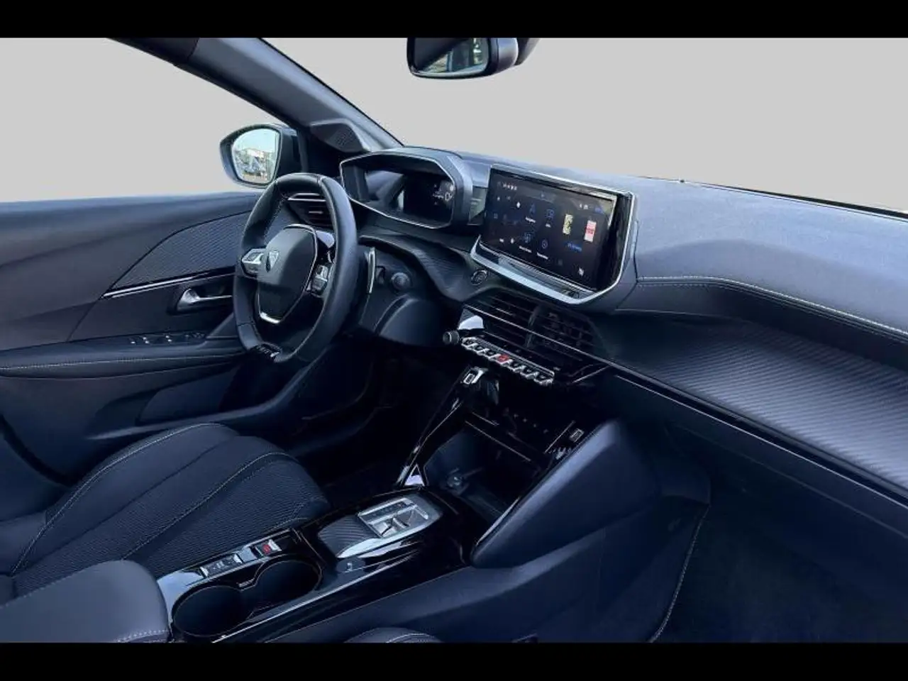 Peugeot 208 7