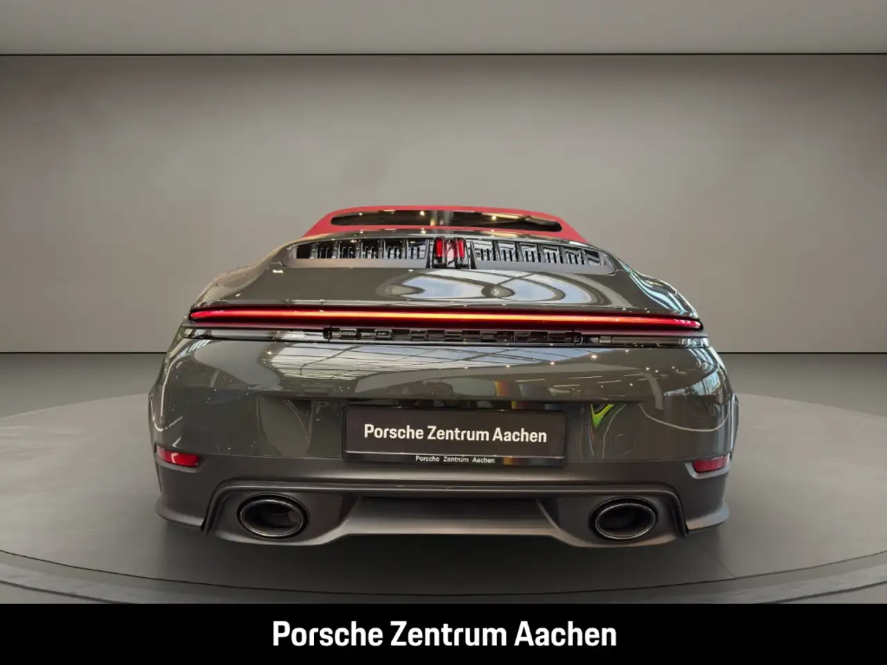 Porsche 992 911 5