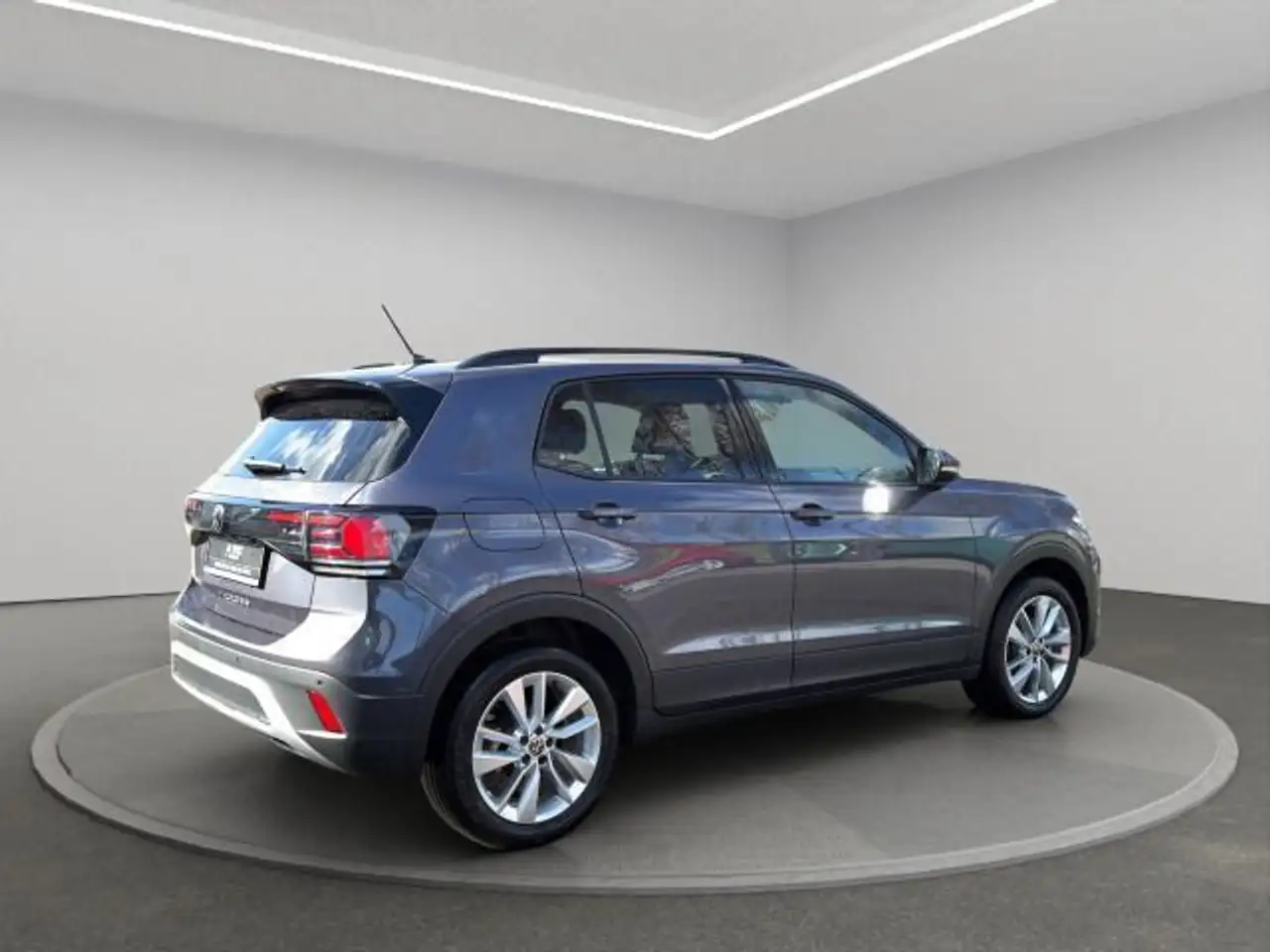 Volkswagen T-Cross 4