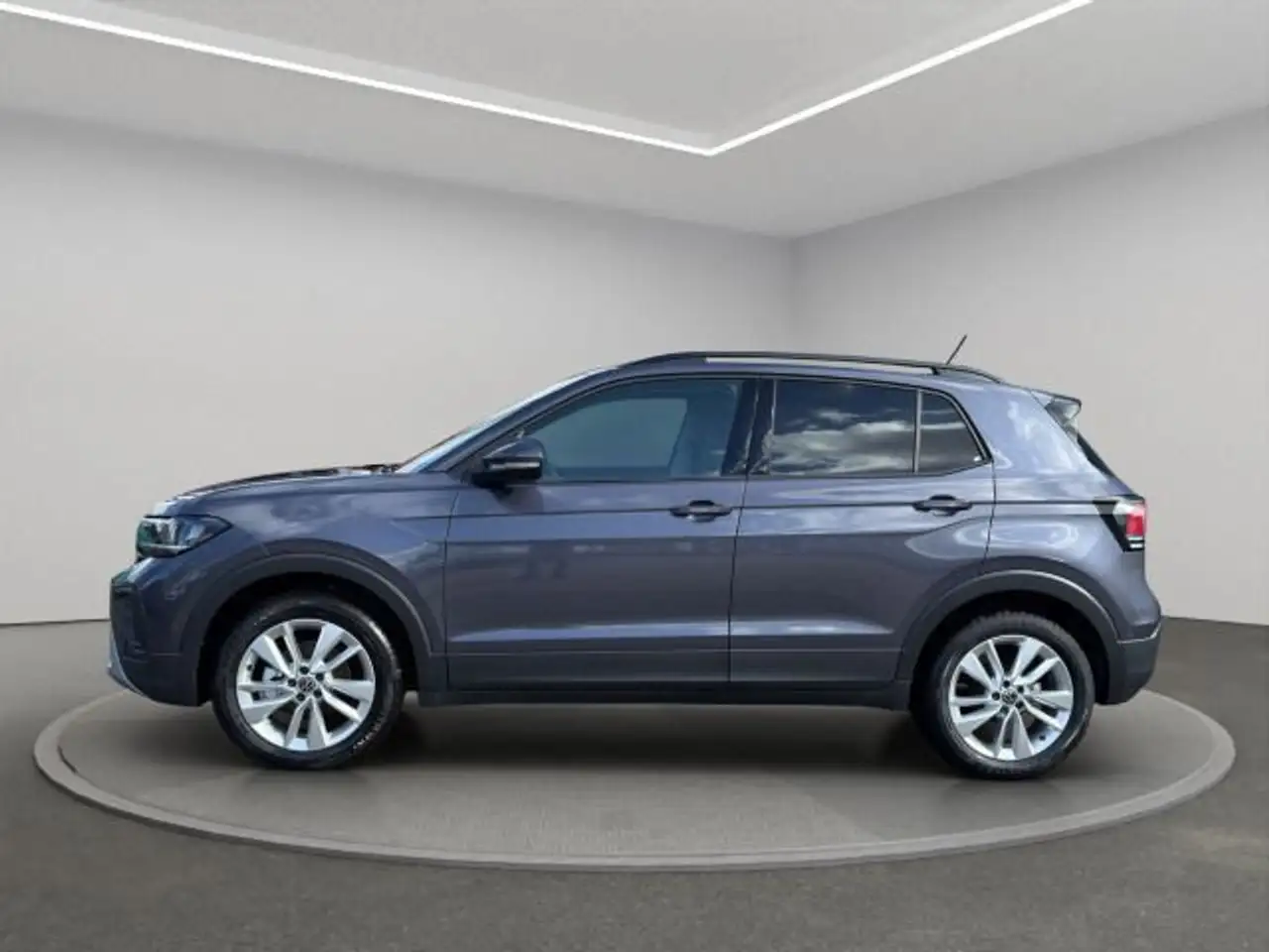 Volkswagen T-Cross 5