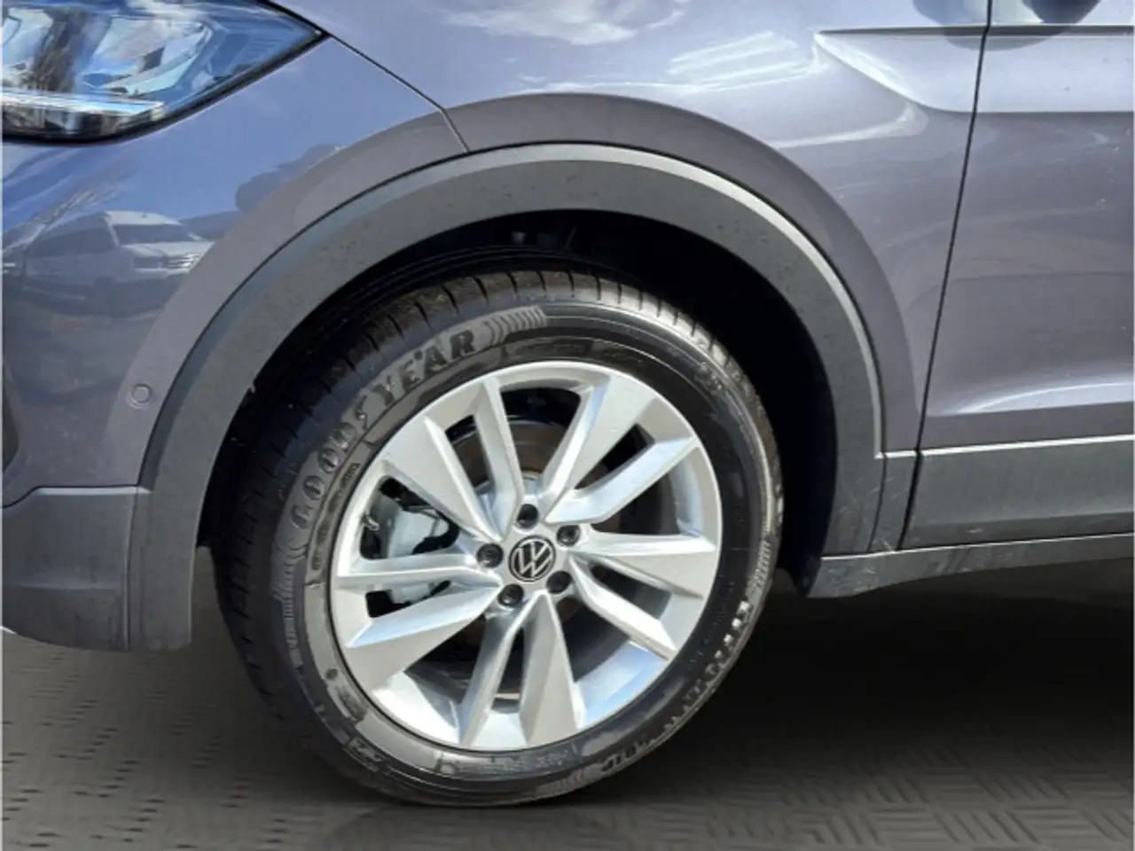 Volkswagen T-Cross 8