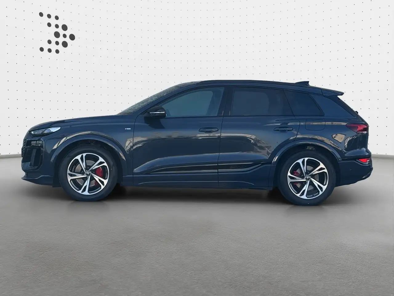 Audi Q6 3