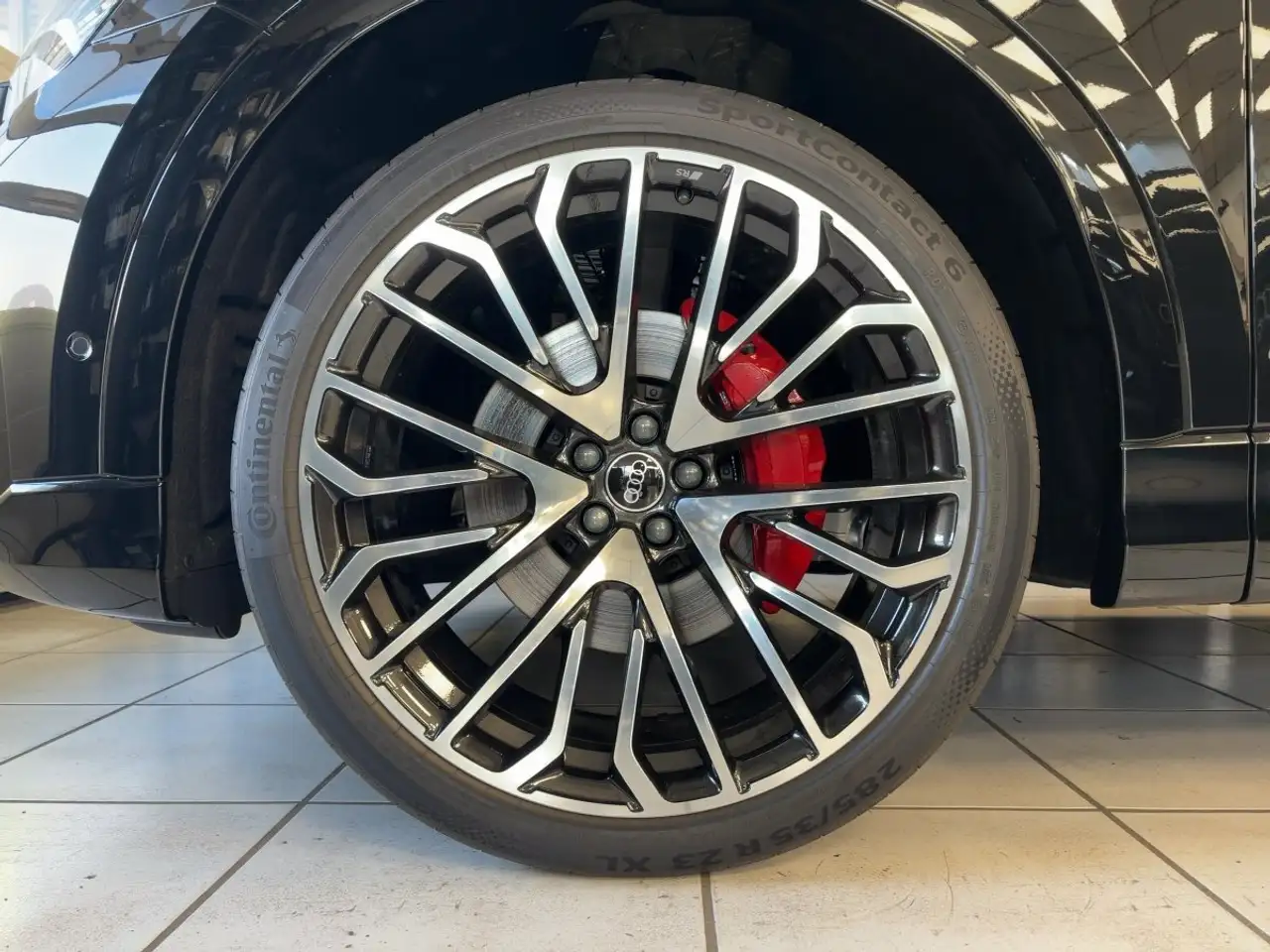 Audi Q8 12