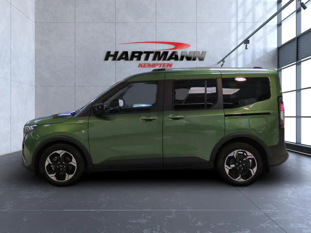 Ford Tourneo 8