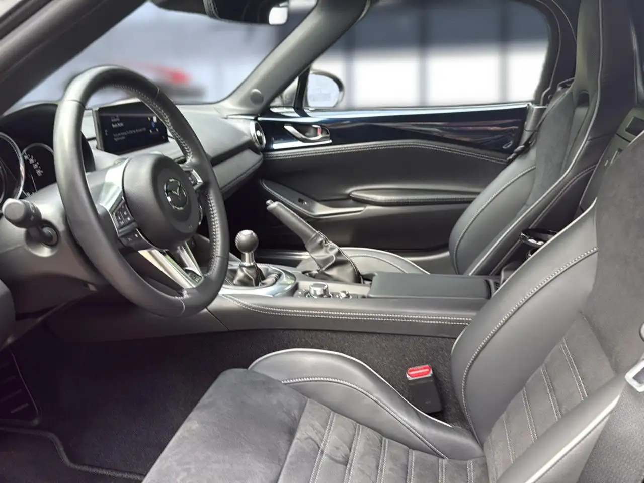Mazda MX-5 12