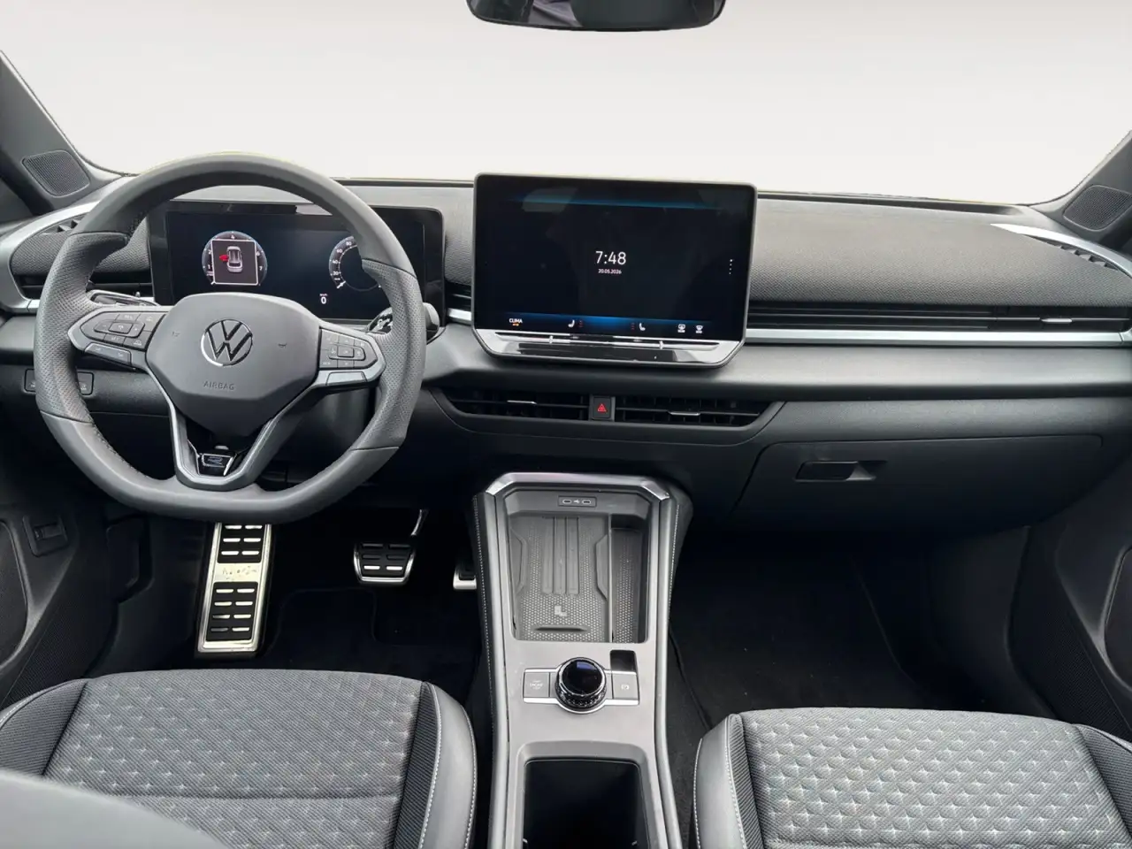 Volkswagen T-Roc 12