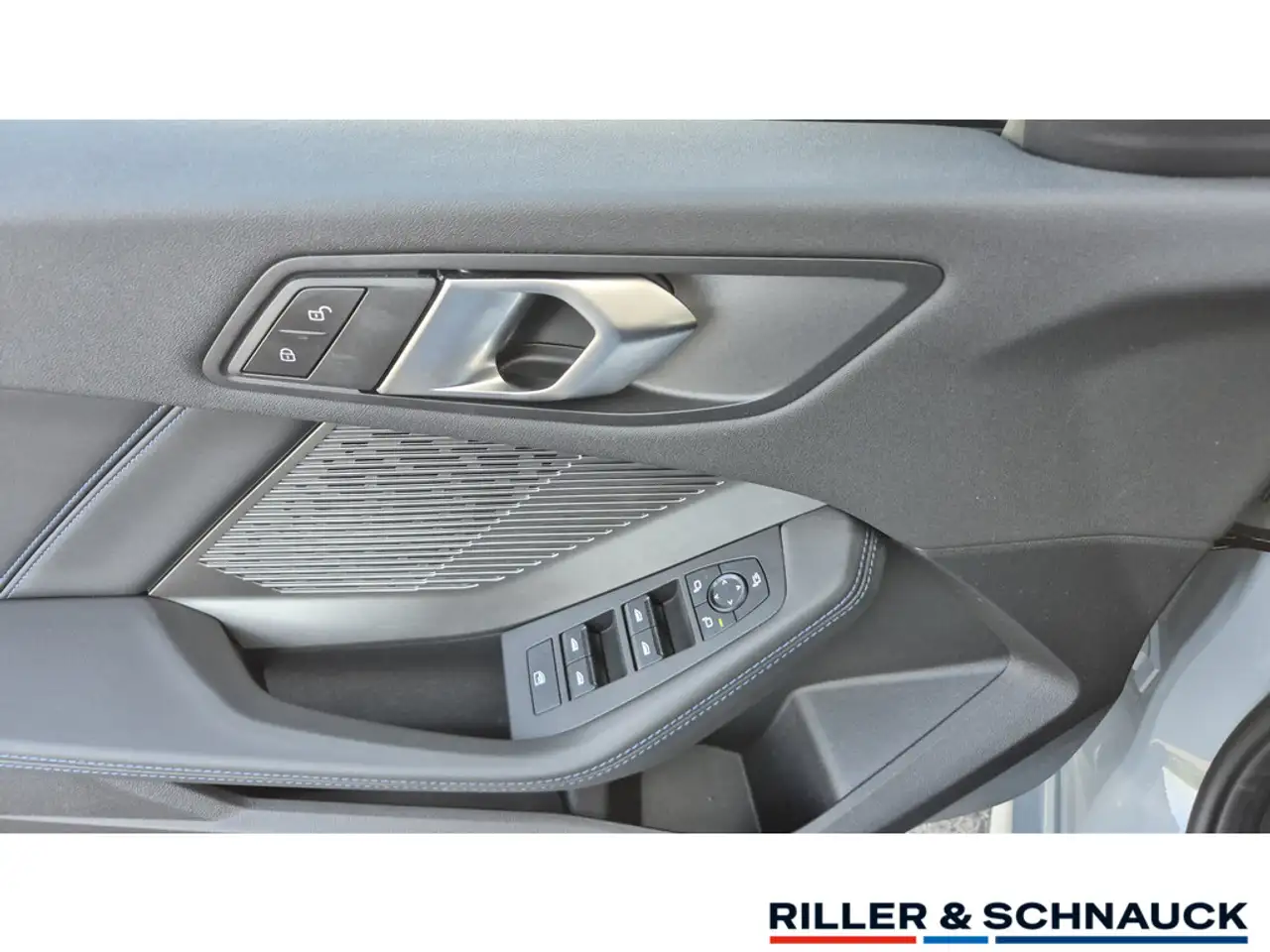 BMW 120 i 12