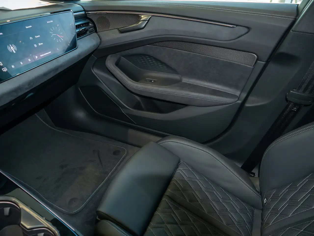 Audi A6 15