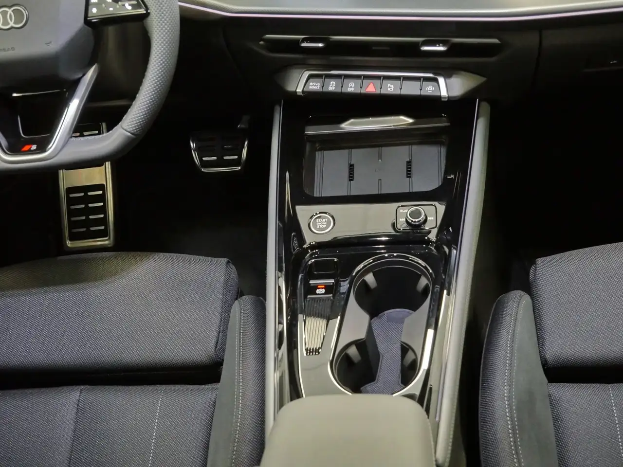 Audi Q3 7