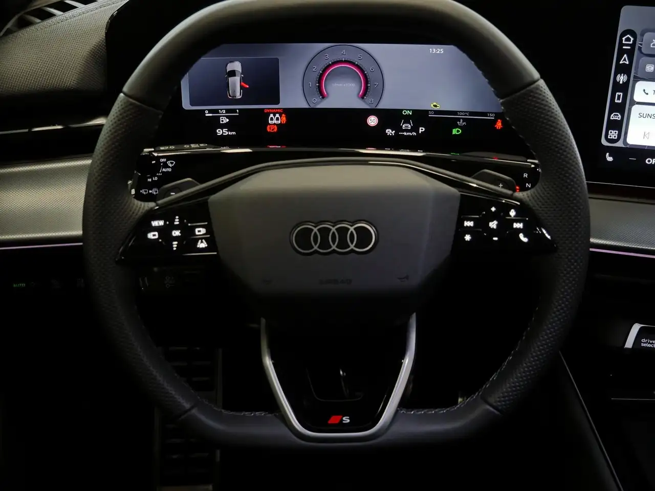 Audi Q3 9
