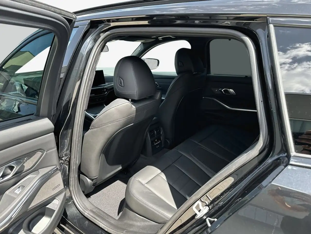 BMW 320 12