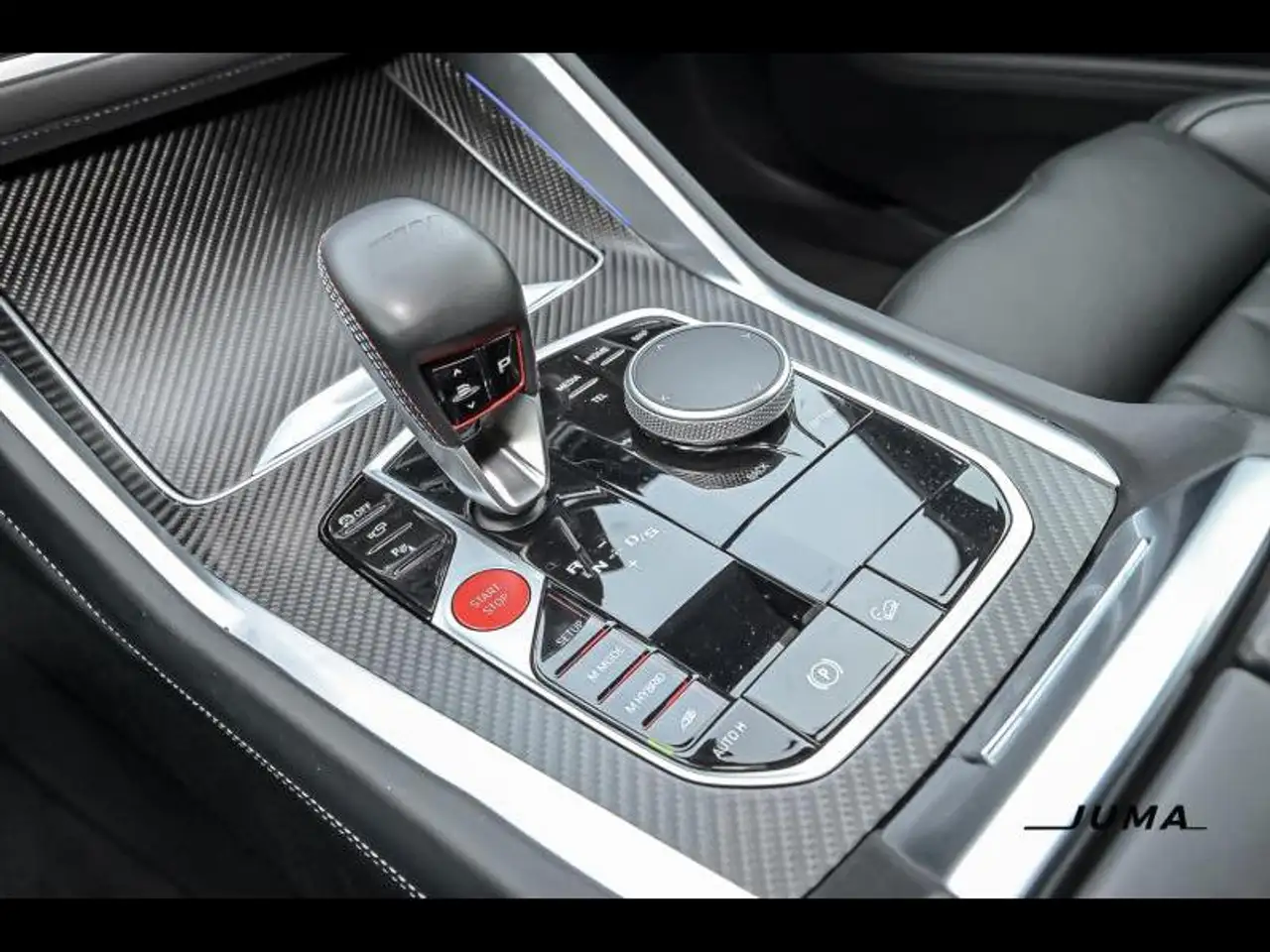 BMW XM 11
