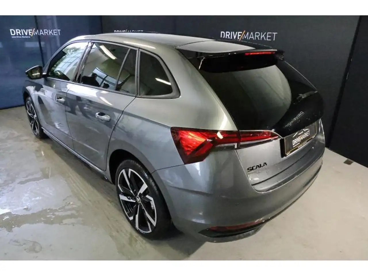 Skoda Scala 3