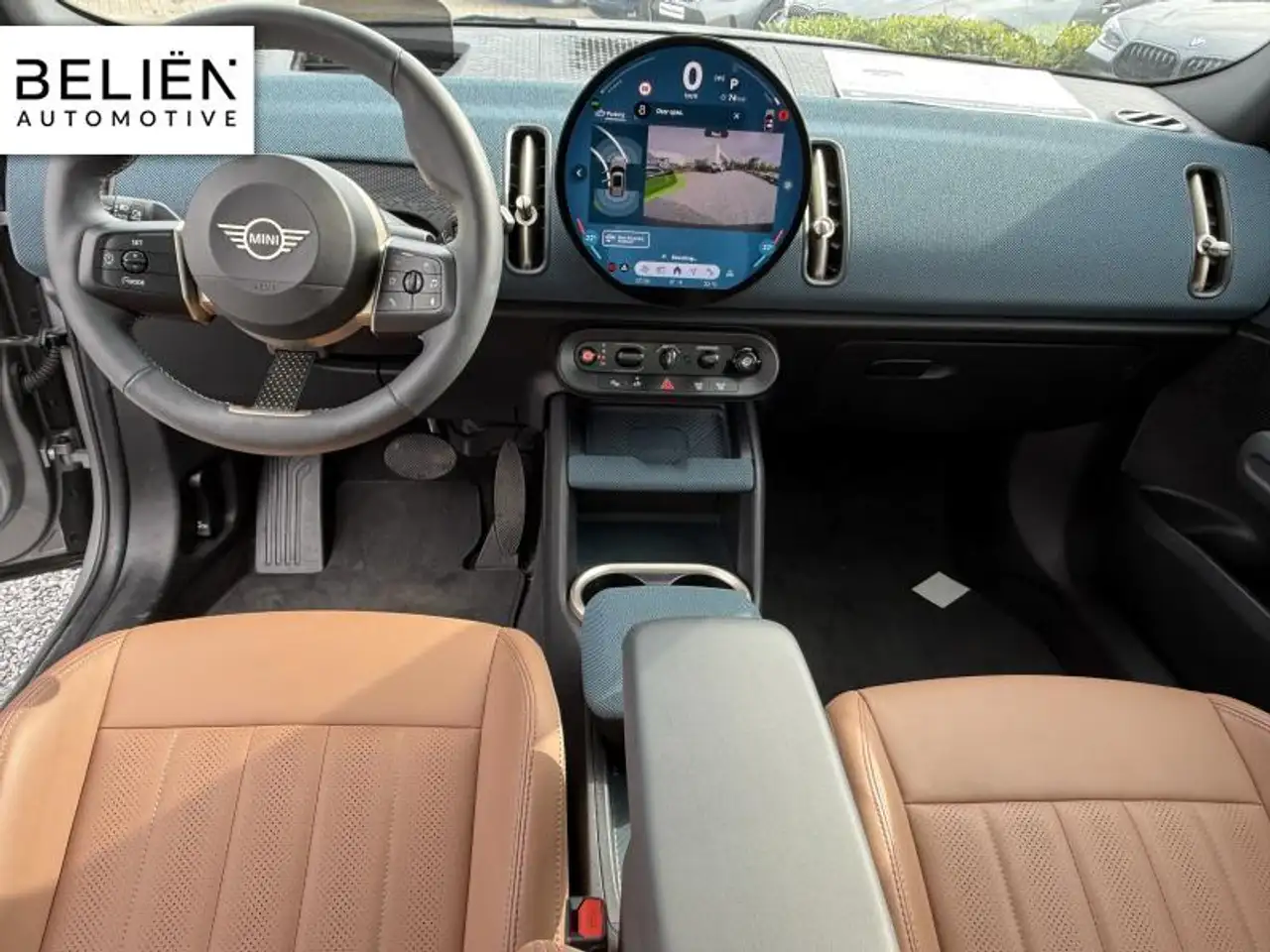 Mini Countryman 6