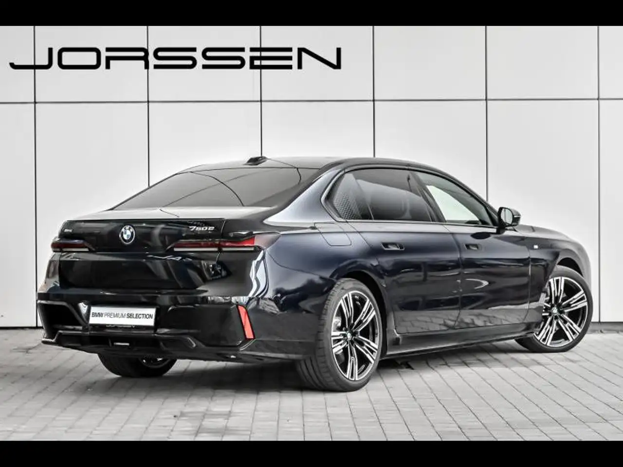 BMW 750 2