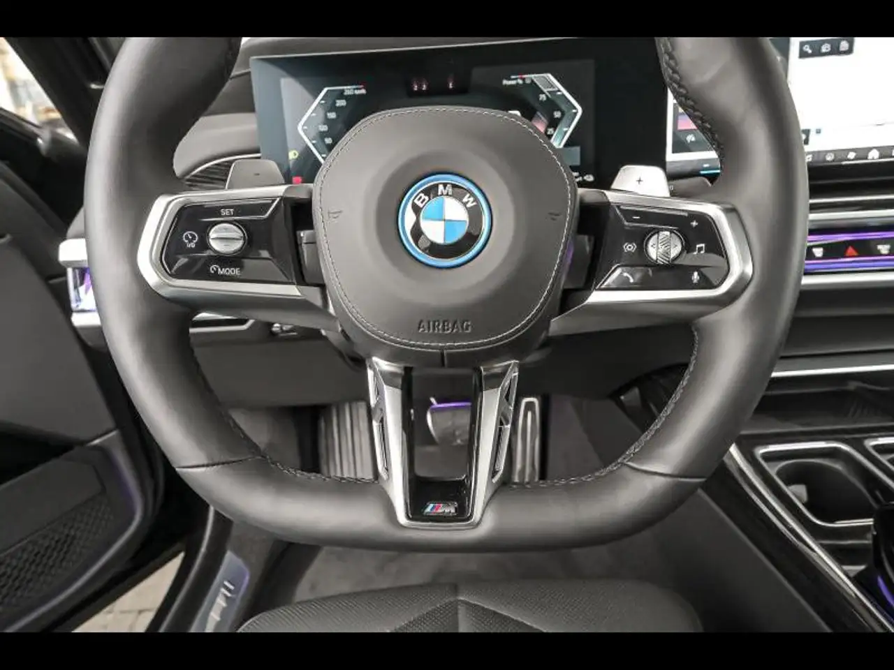 BMW 750 7