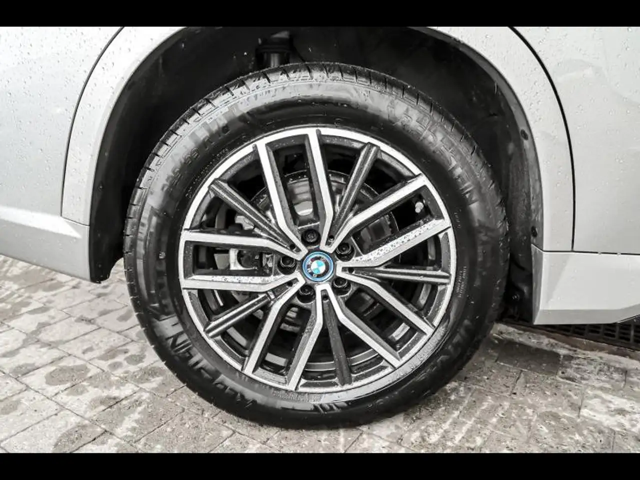 BMW X1 8