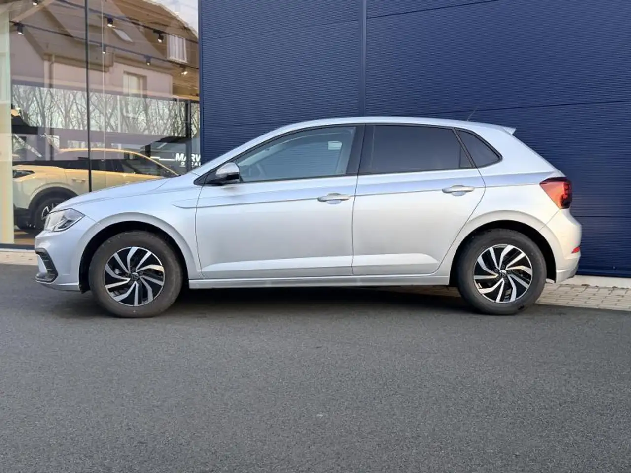 Volkswagen Polo 2