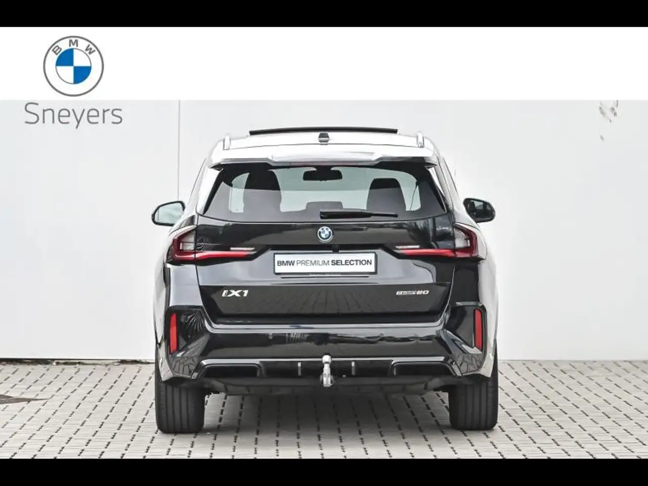 BMW iX1 4
