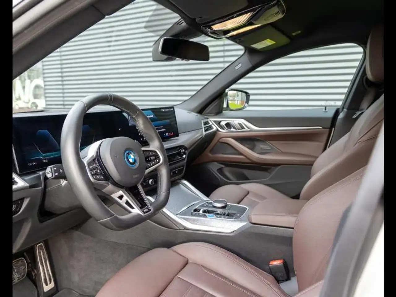 BMW i4 6