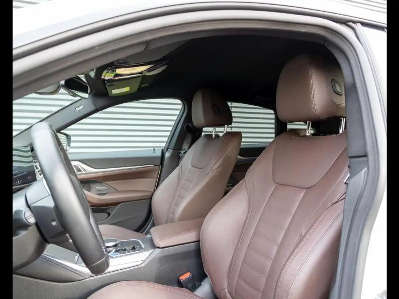BMW i4 10