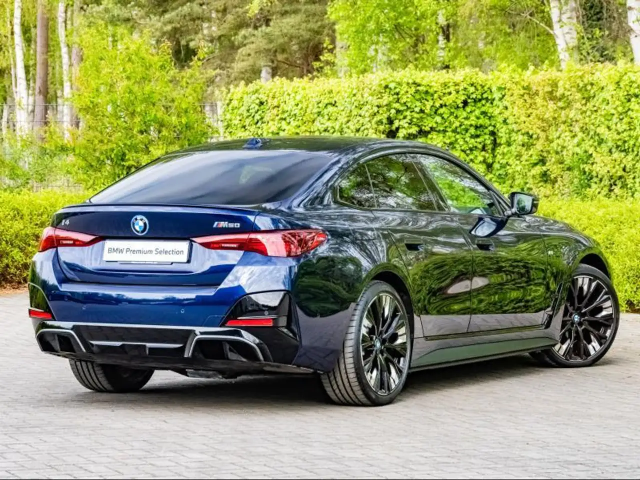 BMW i4 5