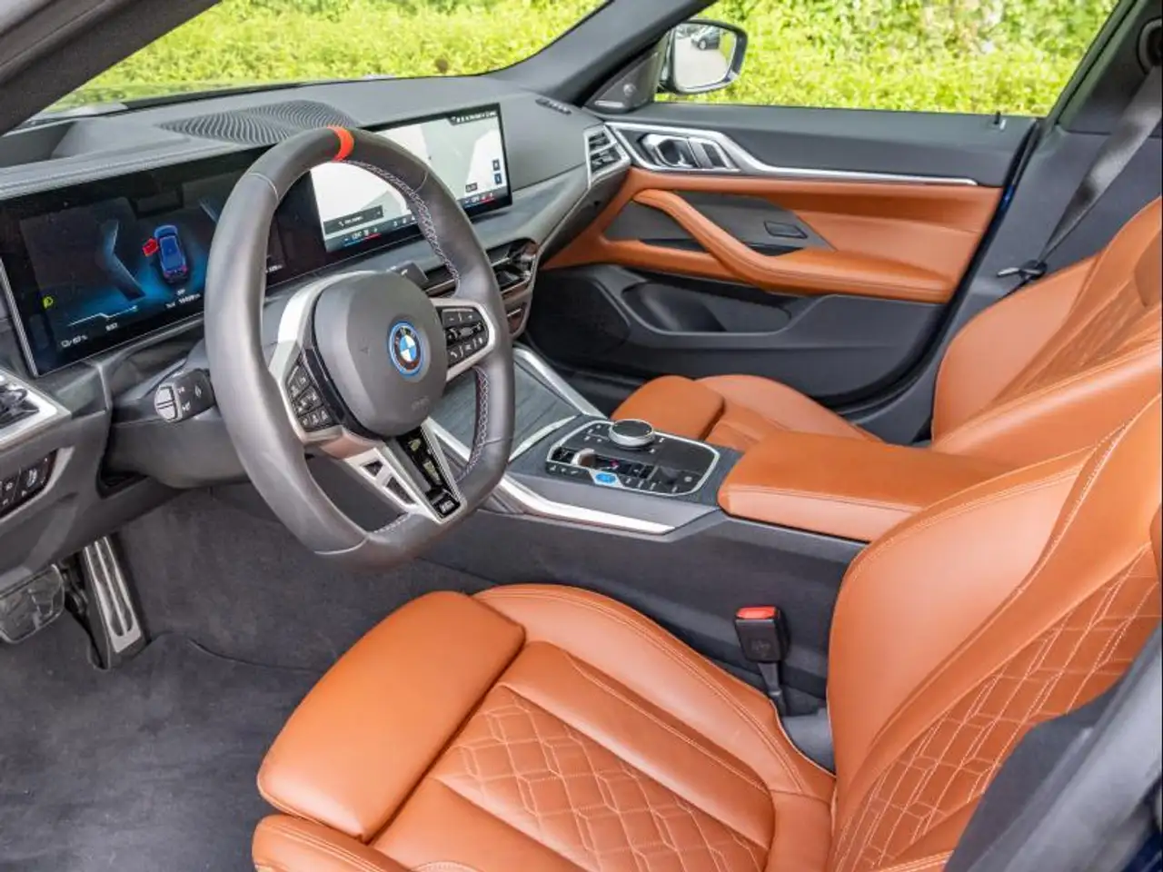 BMW i4 6