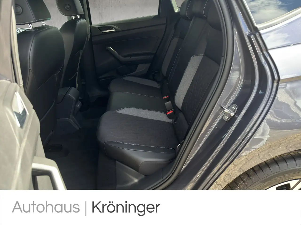 Volkswagen Polo 10