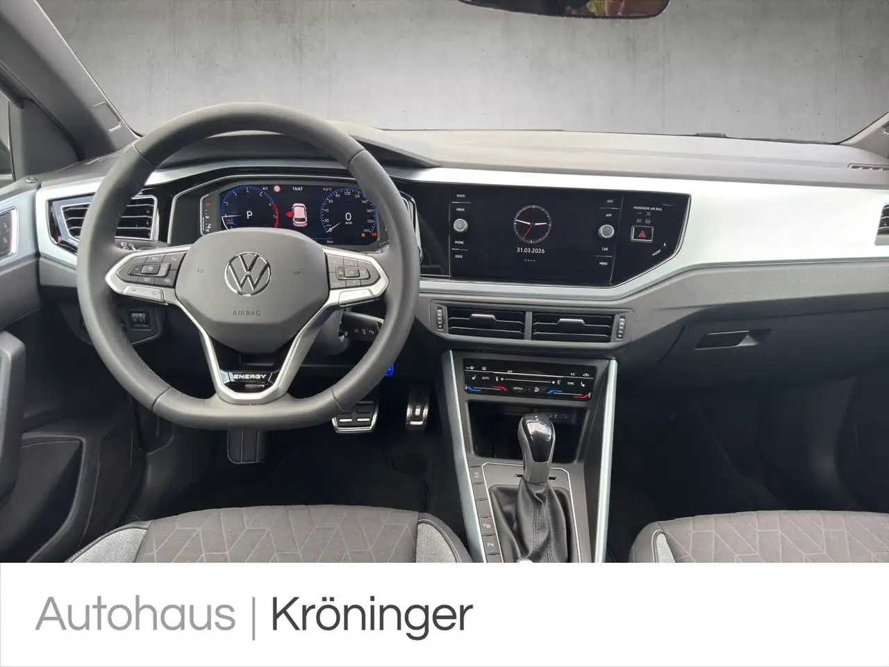 Volkswagen Polo 13