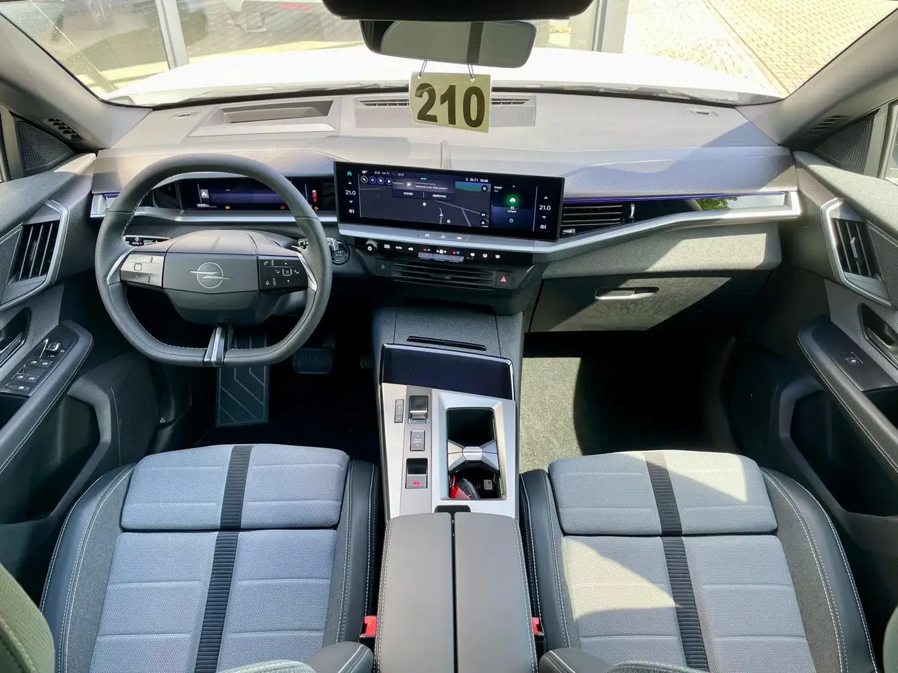 Opel Grandland 10