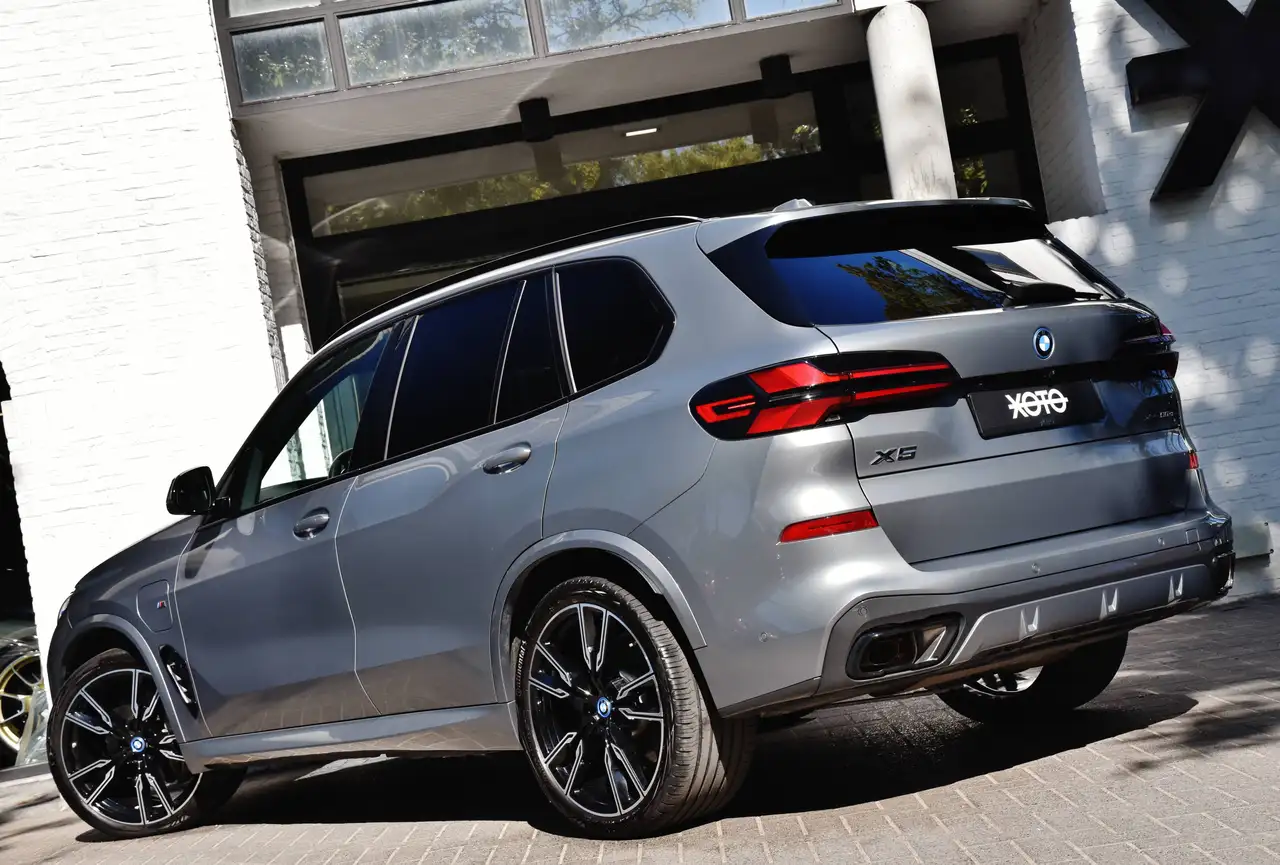 BMW X5 9