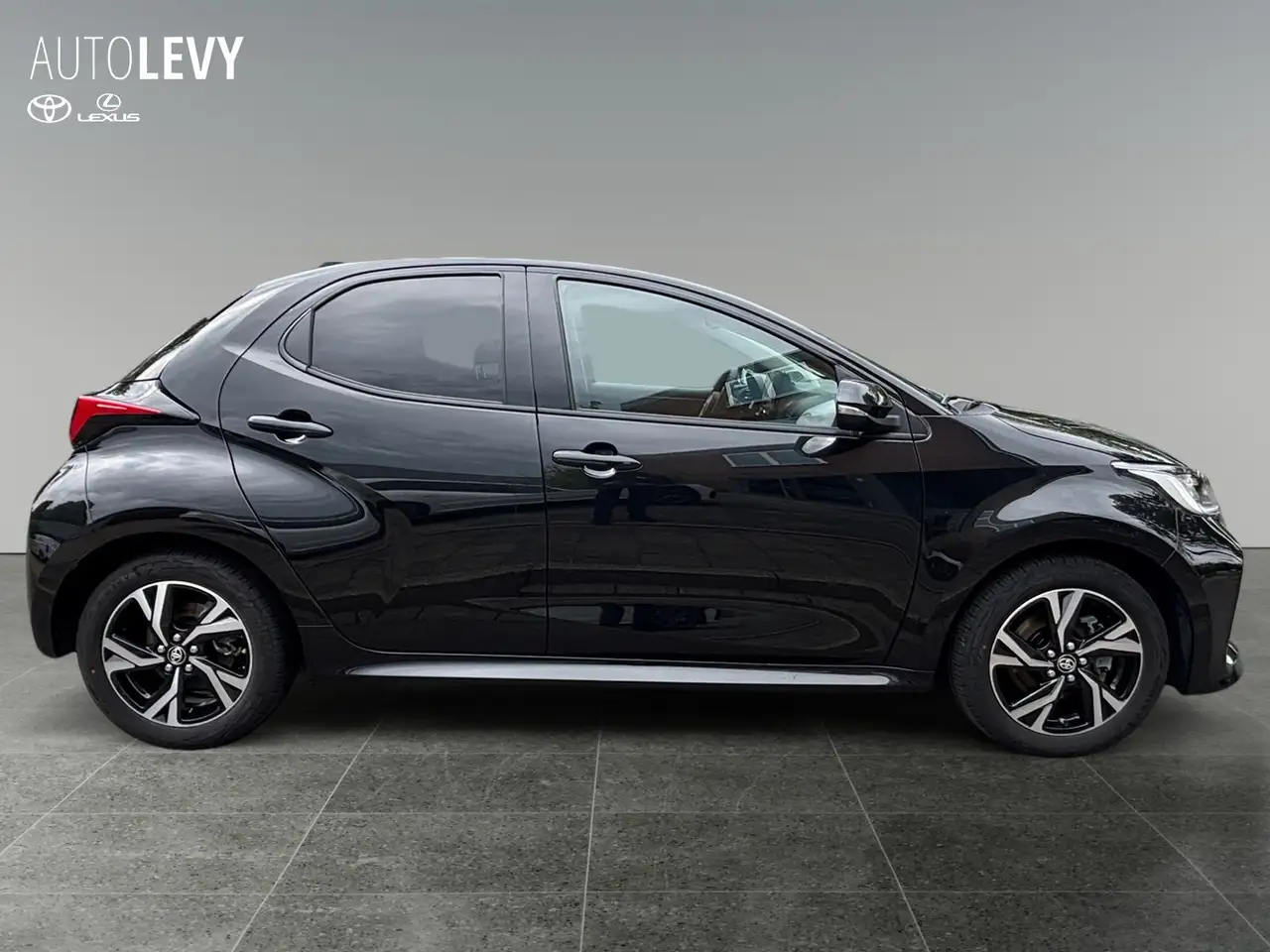 Toyota Yaris 7