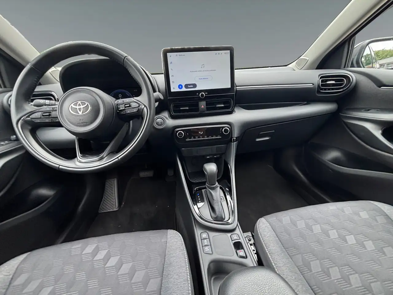 Toyota Yaris 11