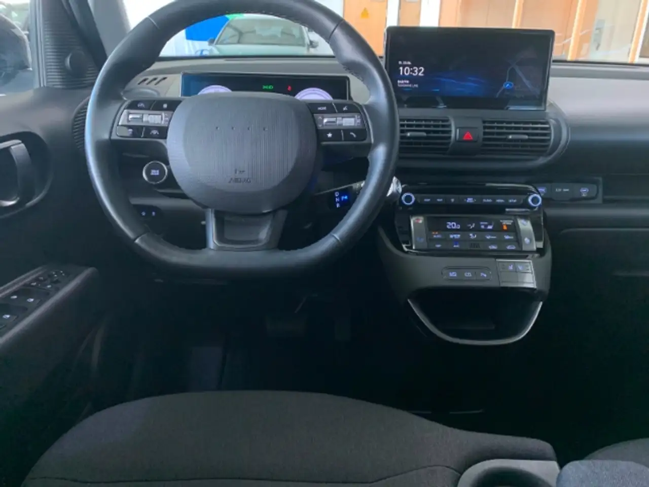 Hyundai Inster 11