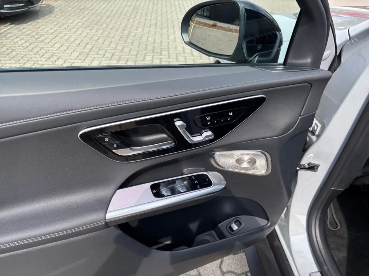 Mercedes-Benz GLC 220 9