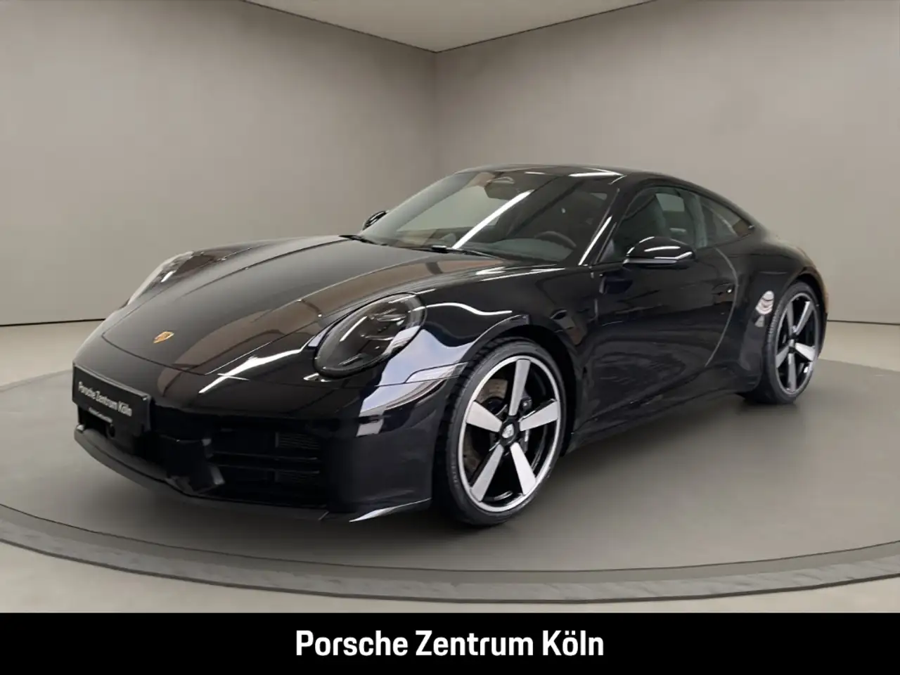 Porsche 992 911