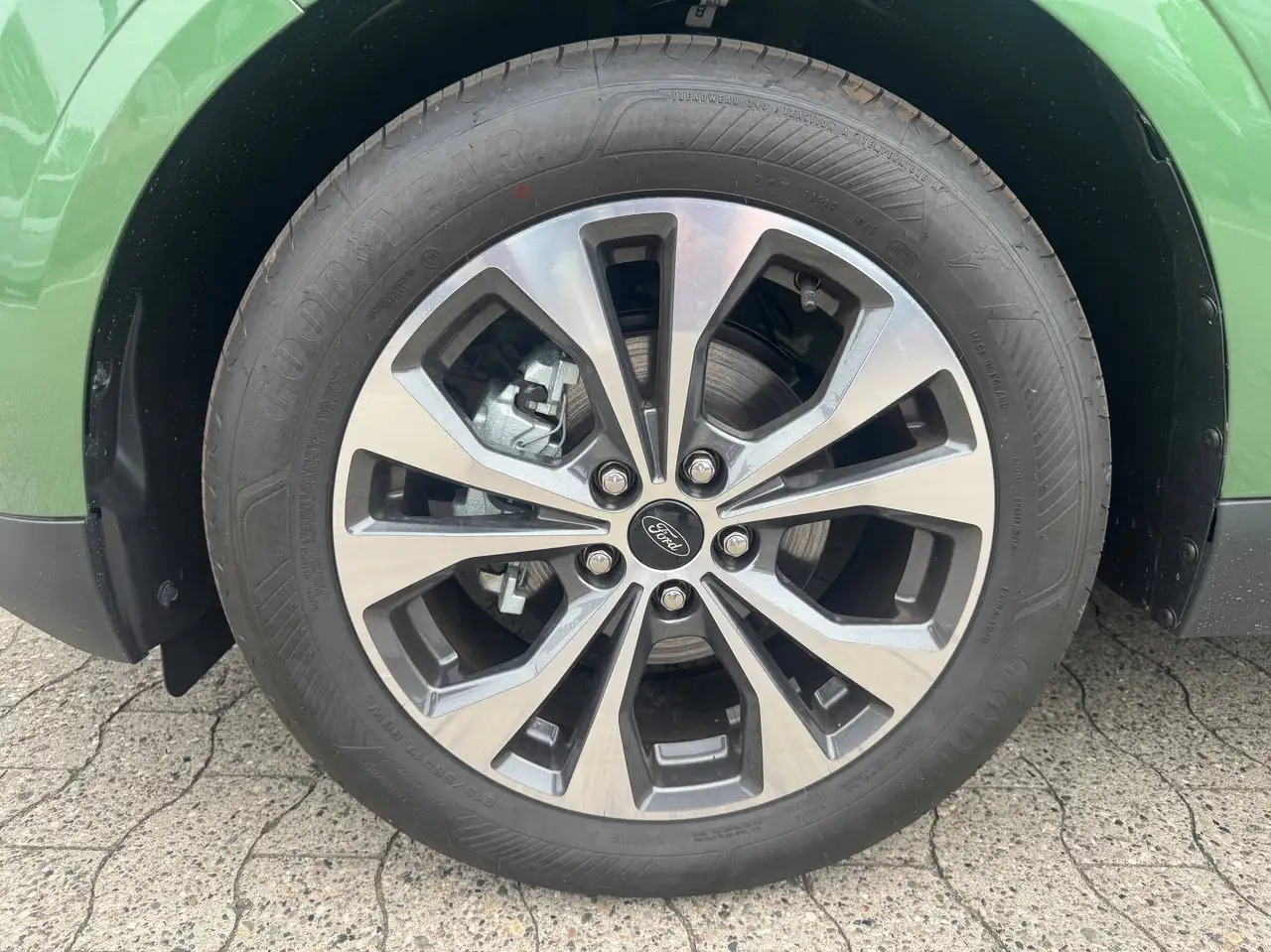 Ford Tourneo 8