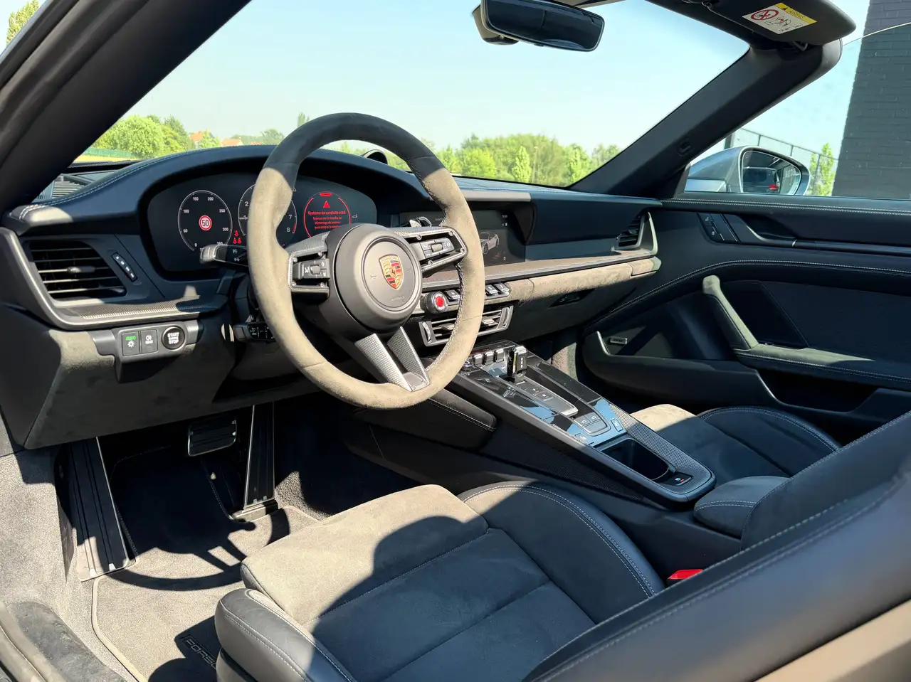 Porsche 992 9