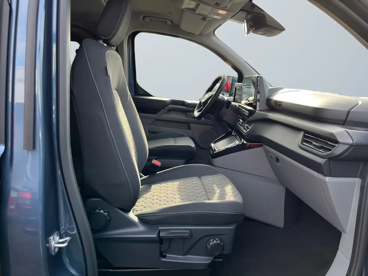 Ford Tourneo 10