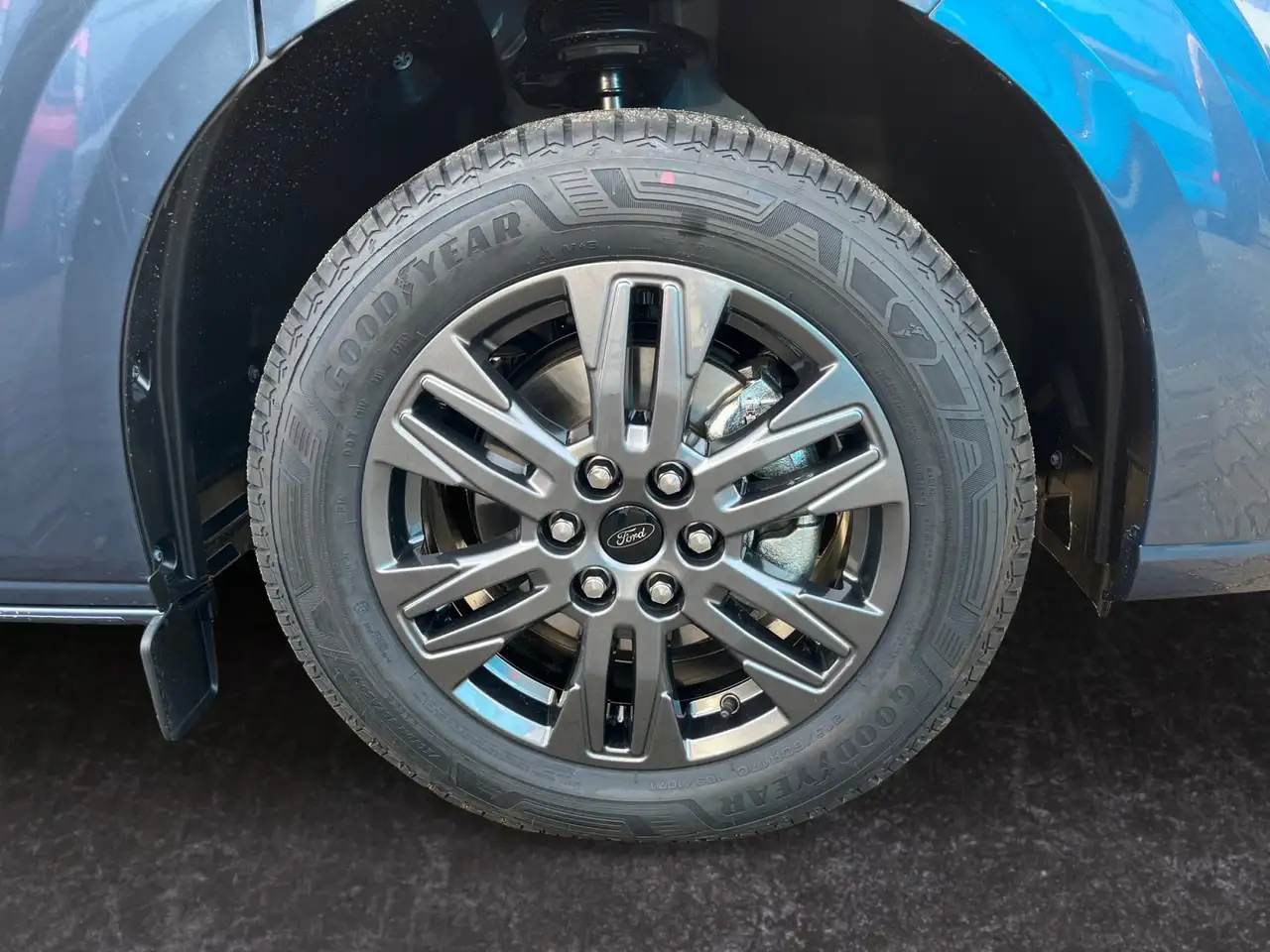 Ford Tourneo 15