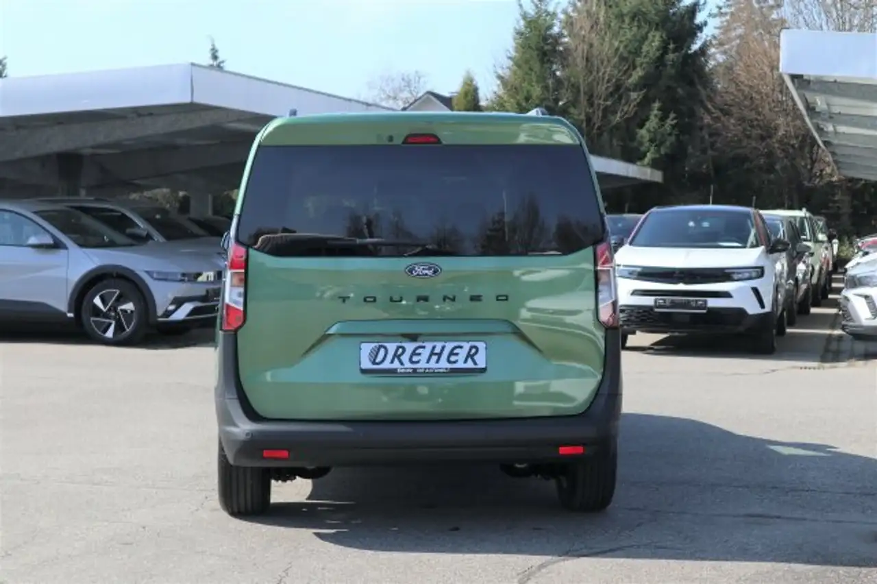 Ford Tourneo 6