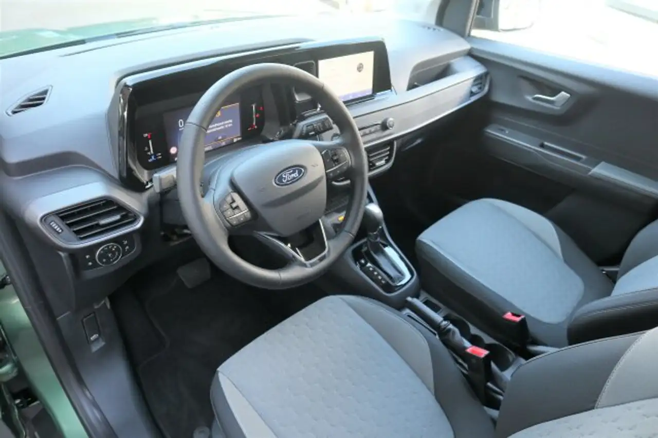 Ford Tourneo 7