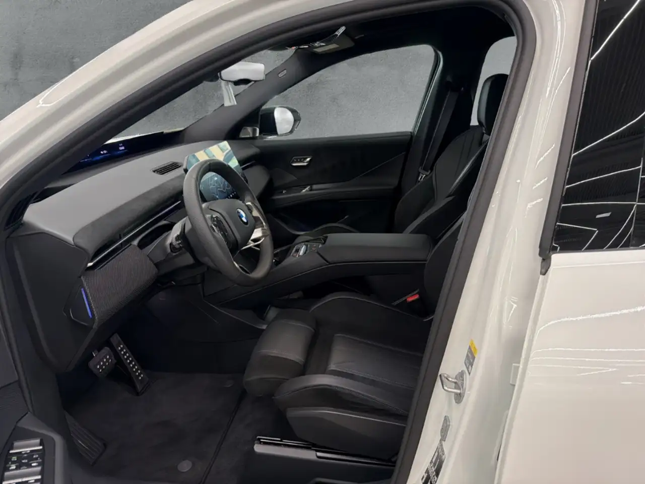 BMW iX3 50 8