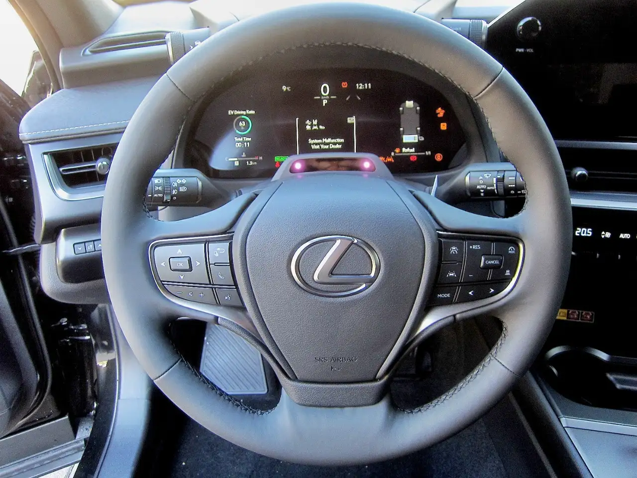 Lexus UX 11