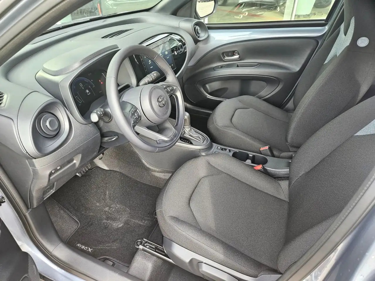 Toyota Aygo X 5
