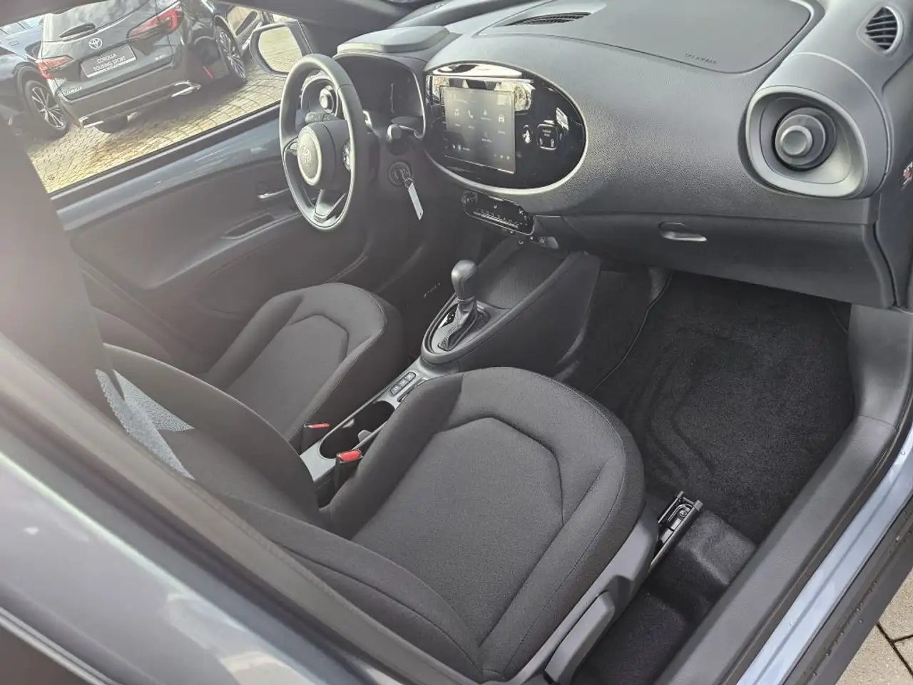 Toyota Aygo X 8