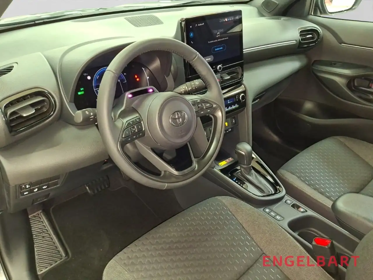 Toyota Yaris 7