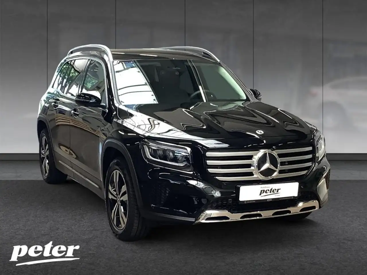 Mercedes-Benz GLB 220 5